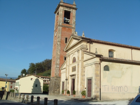 La chiesa di Massa Macinaia
