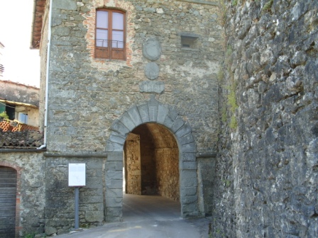 Porta d'ingresso lato di ponente