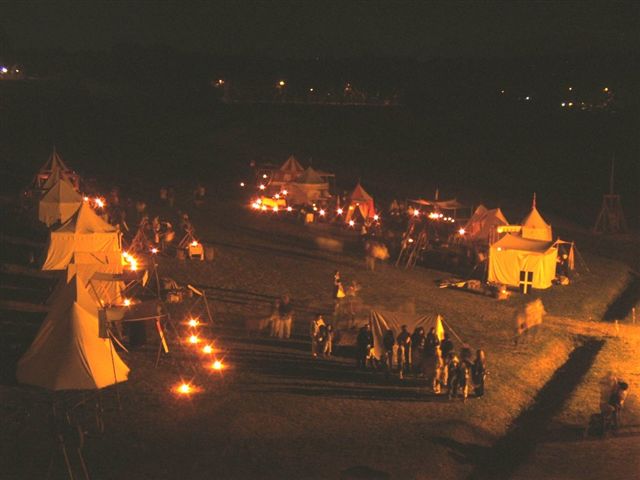 L'accampamento di notte